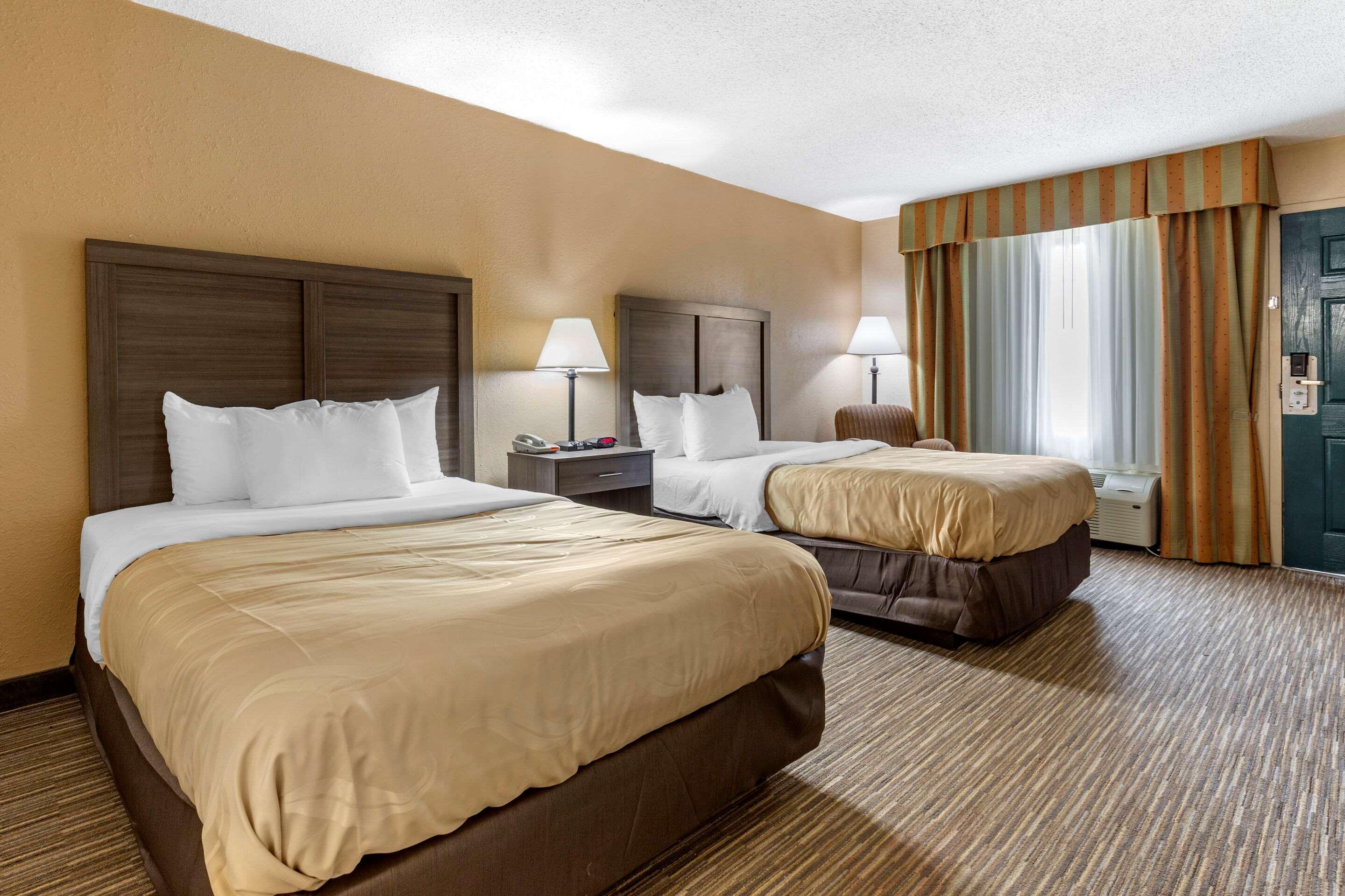 Quality Inn & Suites Hanes Mall Winston-Salem Eksteriør bilde