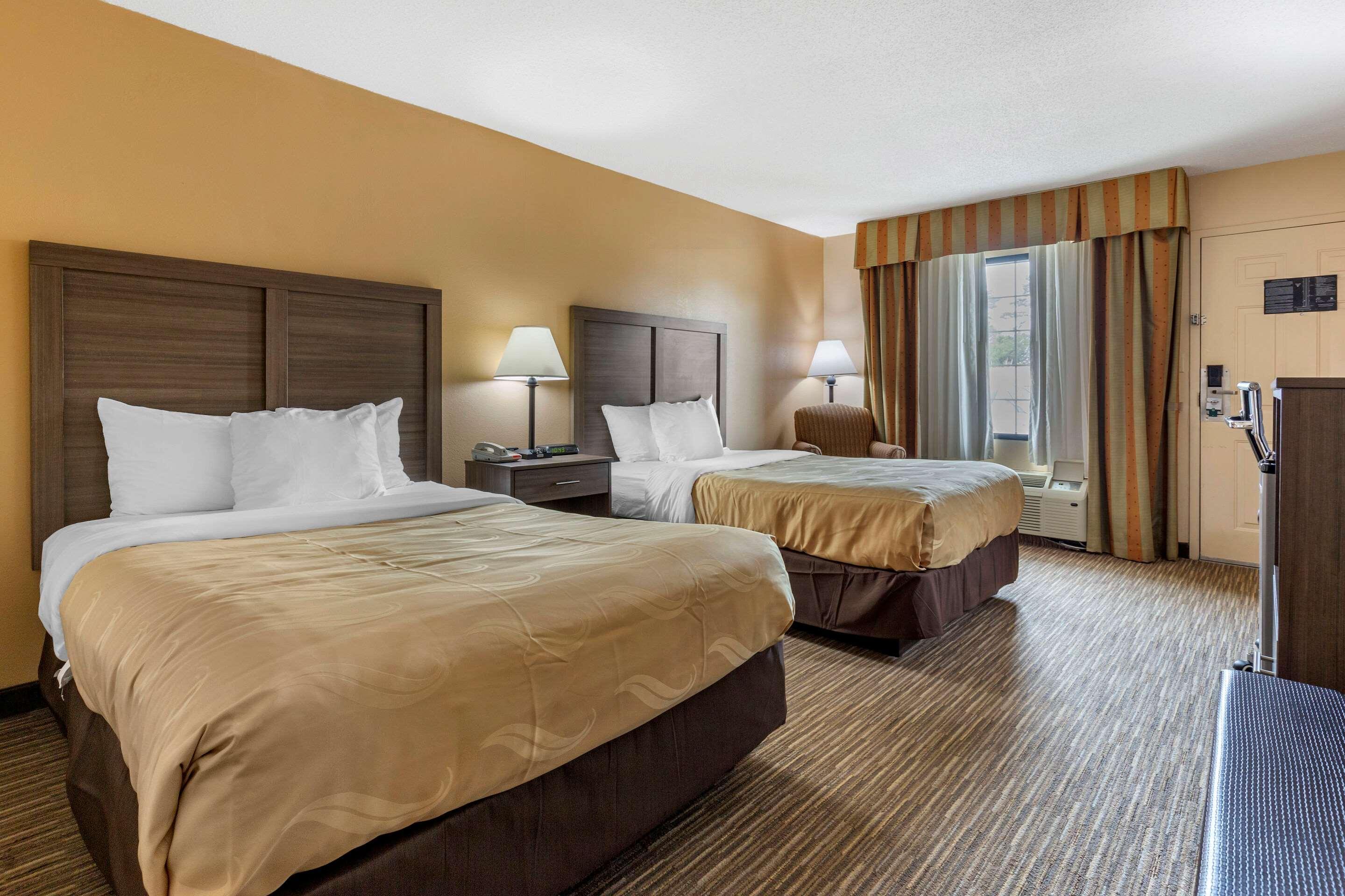 Quality Inn & Suites Hanes Mall Winston-Salem Eksteriør bilde