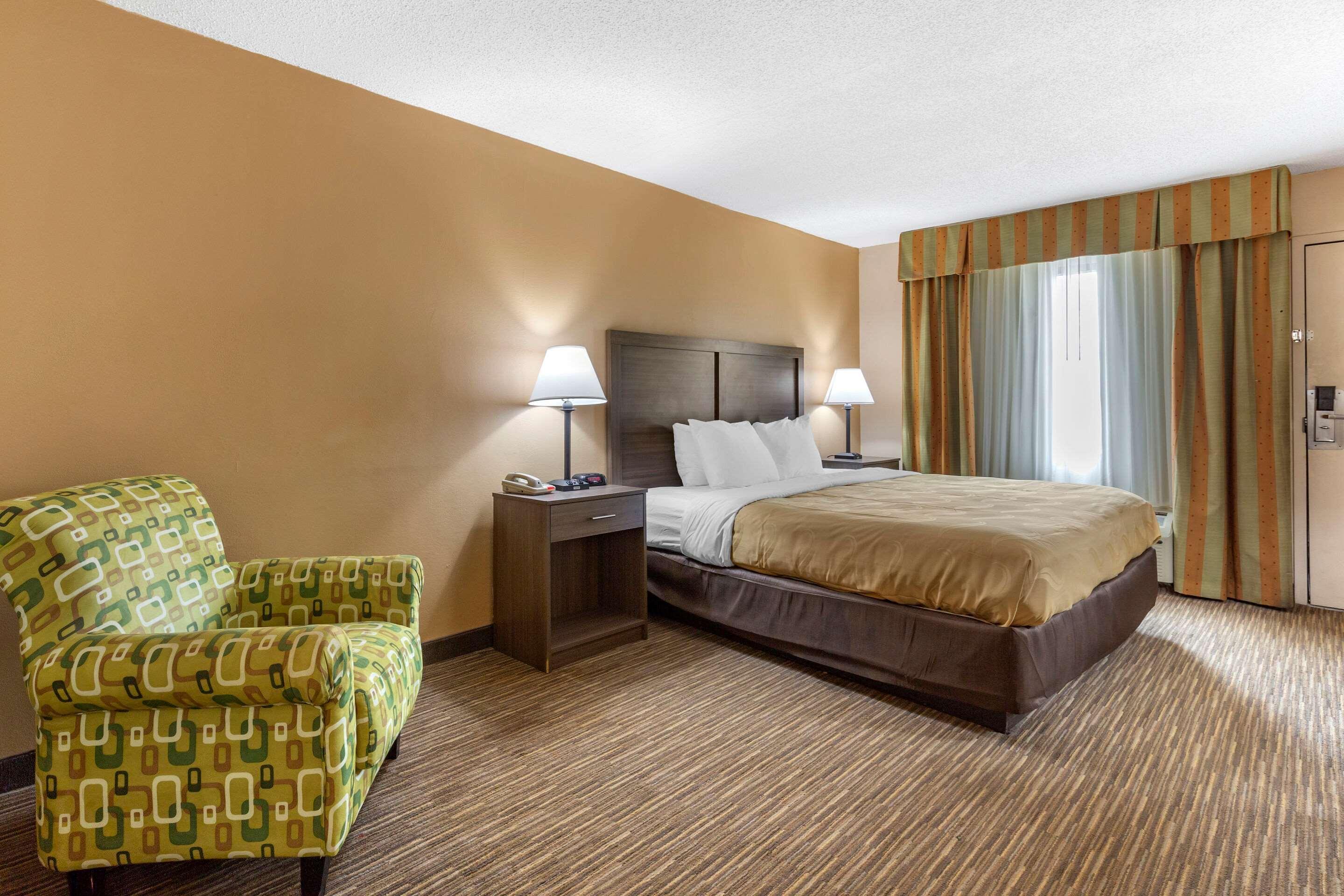 Quality Inn & Suites Hanes Mall Winston-Salem Eksteriør bilde