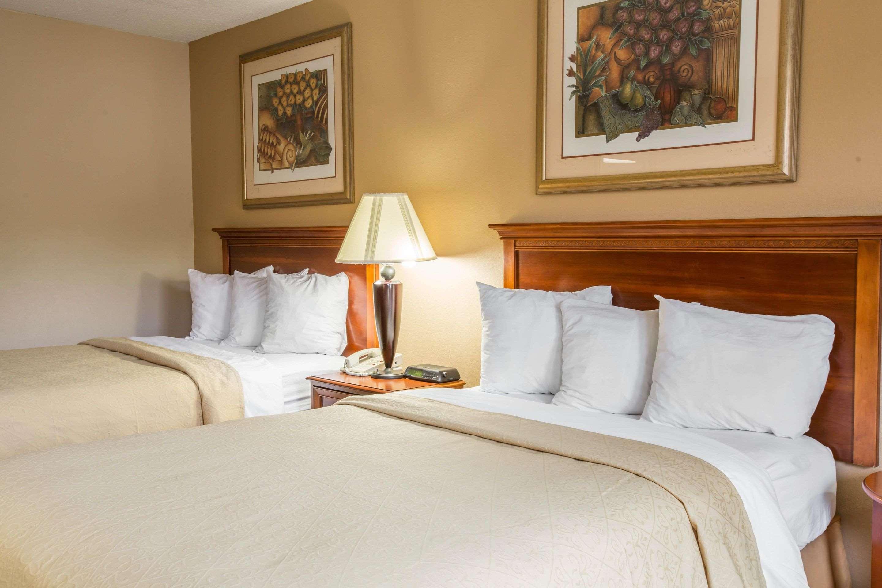 Quality Inn & Suites Hanes Mall Winston-Salem Eksteriør bilde