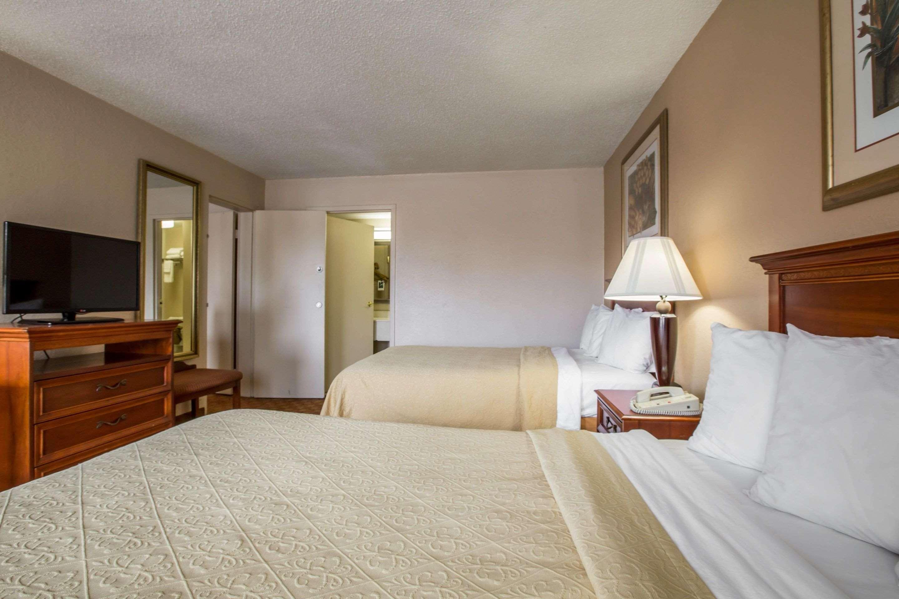 Quality Inn & Suites Hanes Mall Winston-Salem Eksteriør bilde