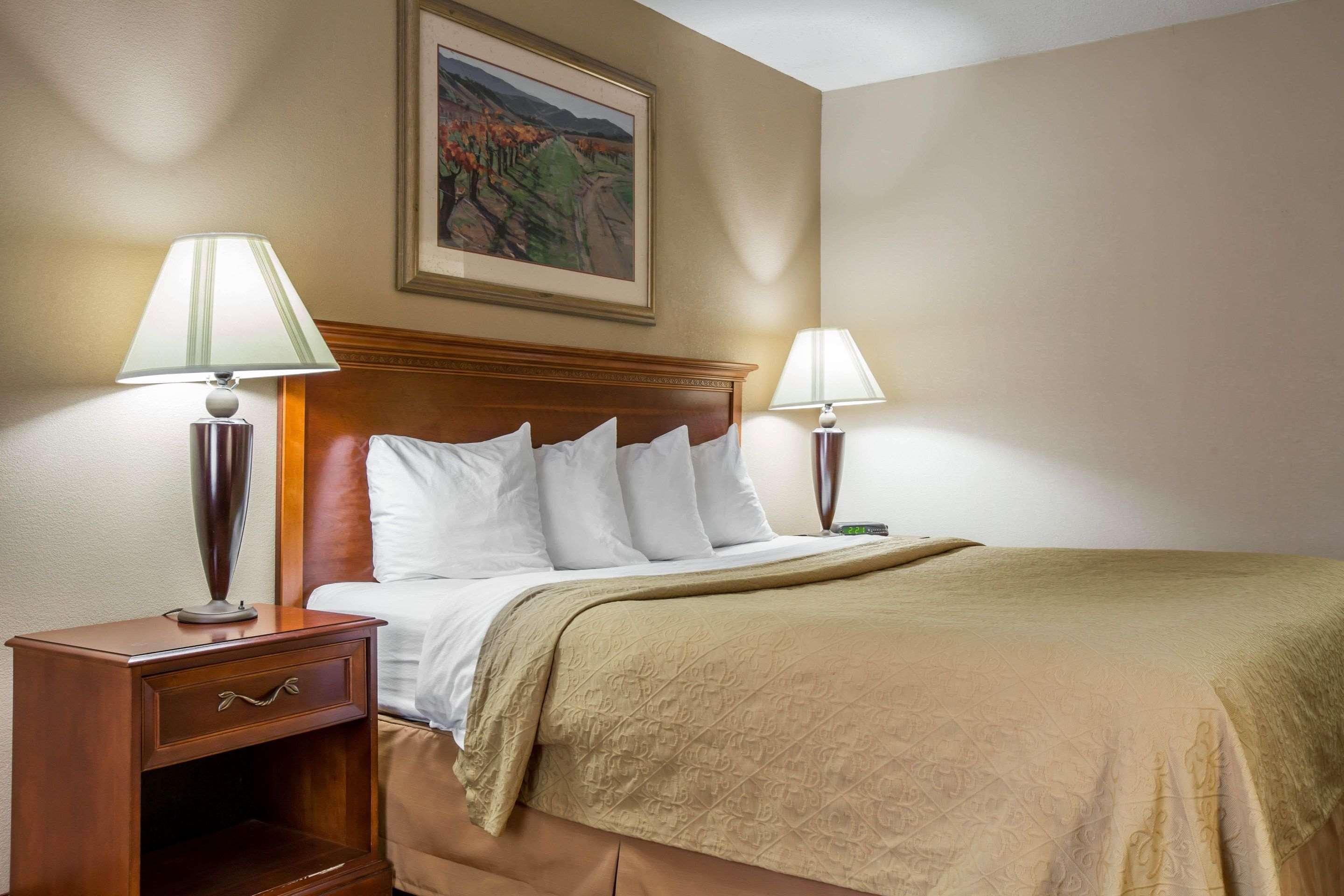 Quality Inn & Suites Hanes Mall Winston-Salem Eksteriør bilde