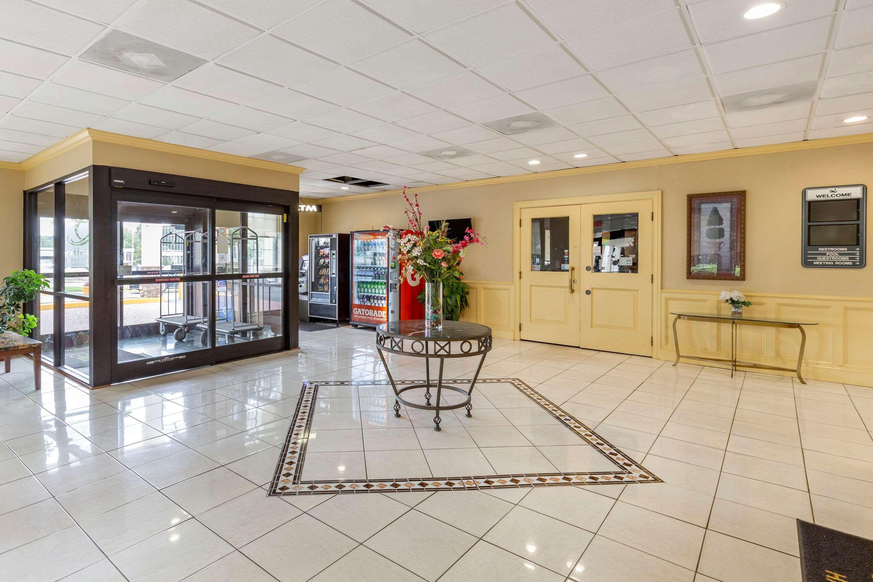 Quality Inn & Suites Hanes Mall Winston-Salem Eksteriør bilde