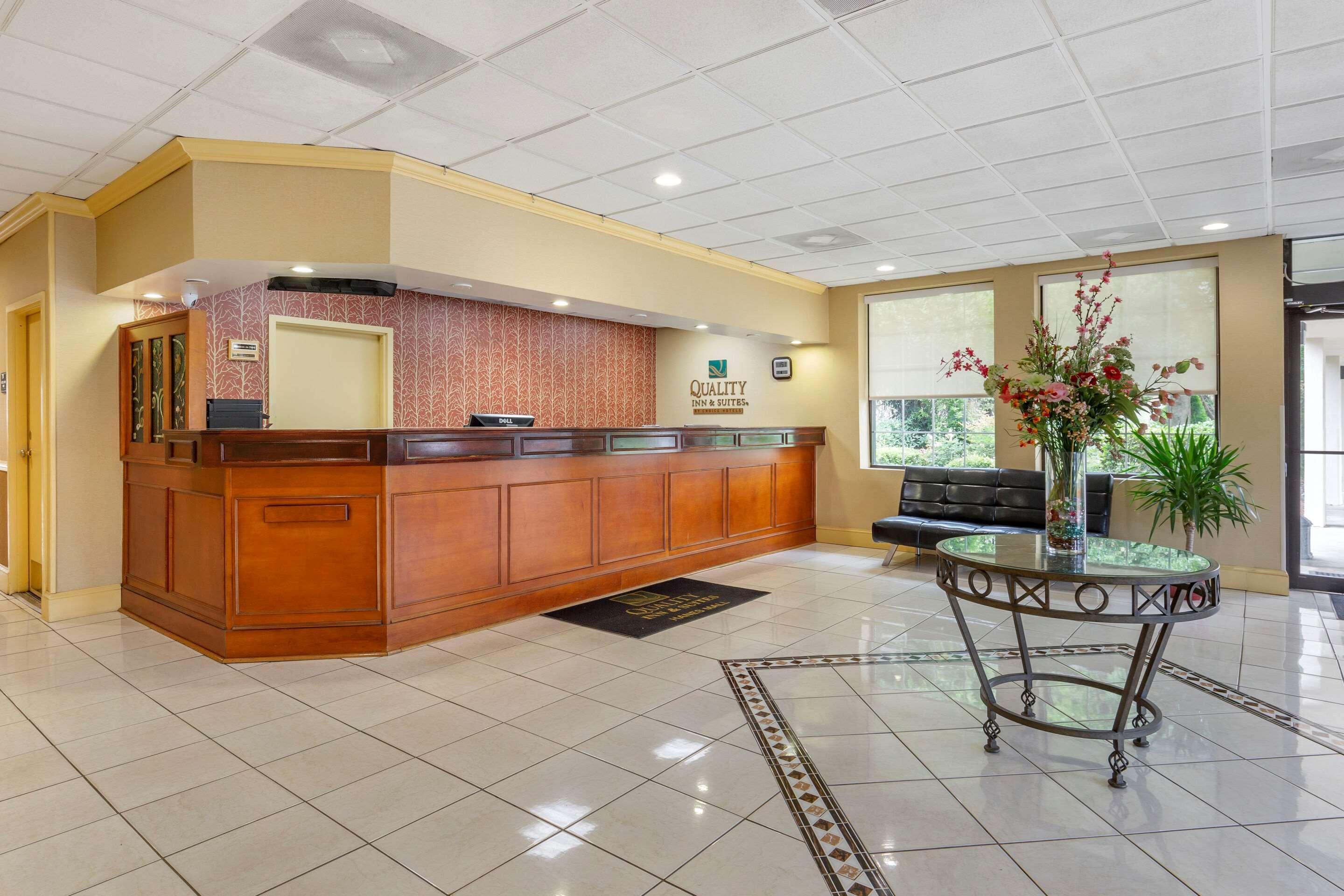 Quality Inn & Suites Hanes Mall Winston-Salem Eksteriør bilde
