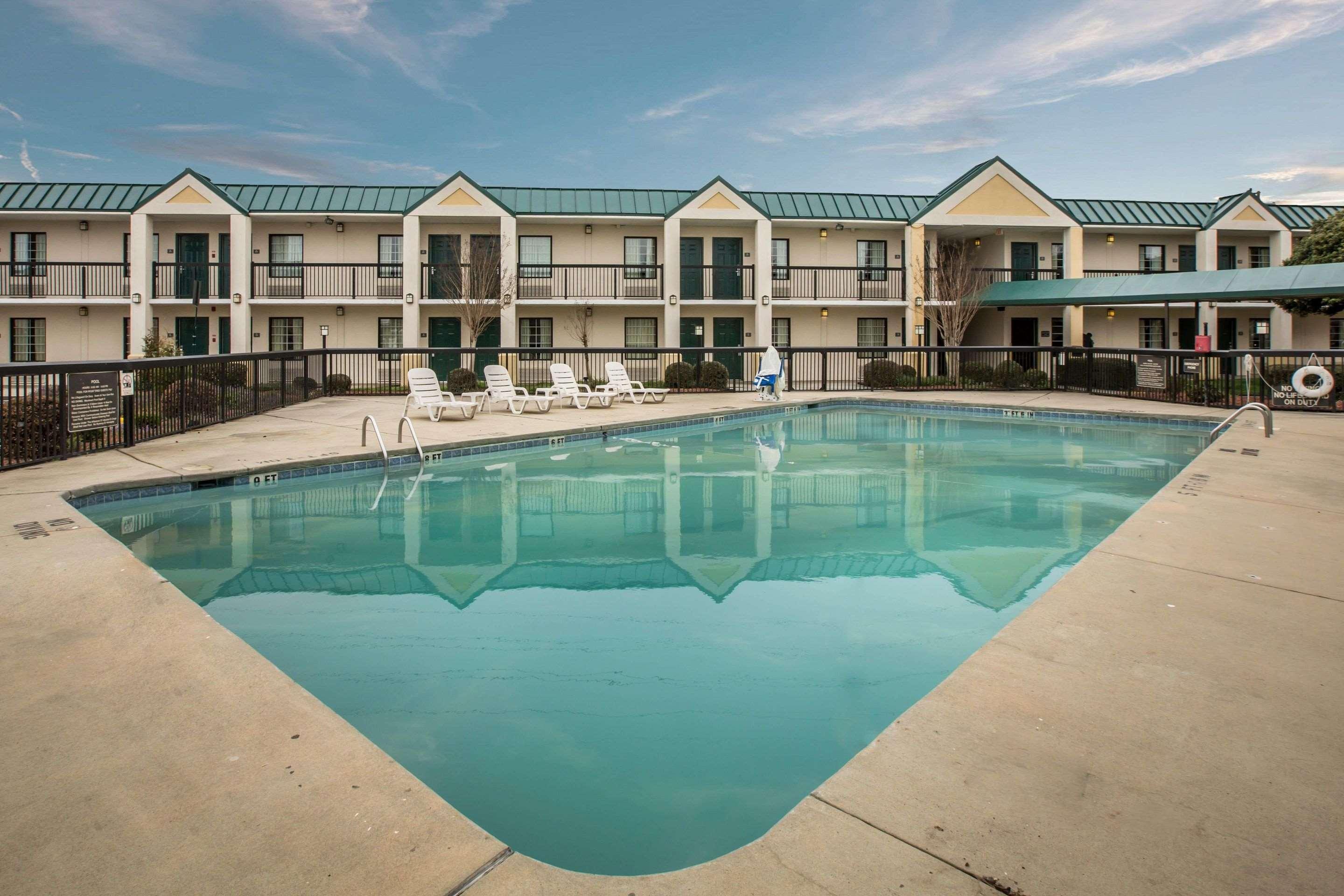 Quality Inn & Suites Hanes Mall Winston-Salem Eksteriør bilde