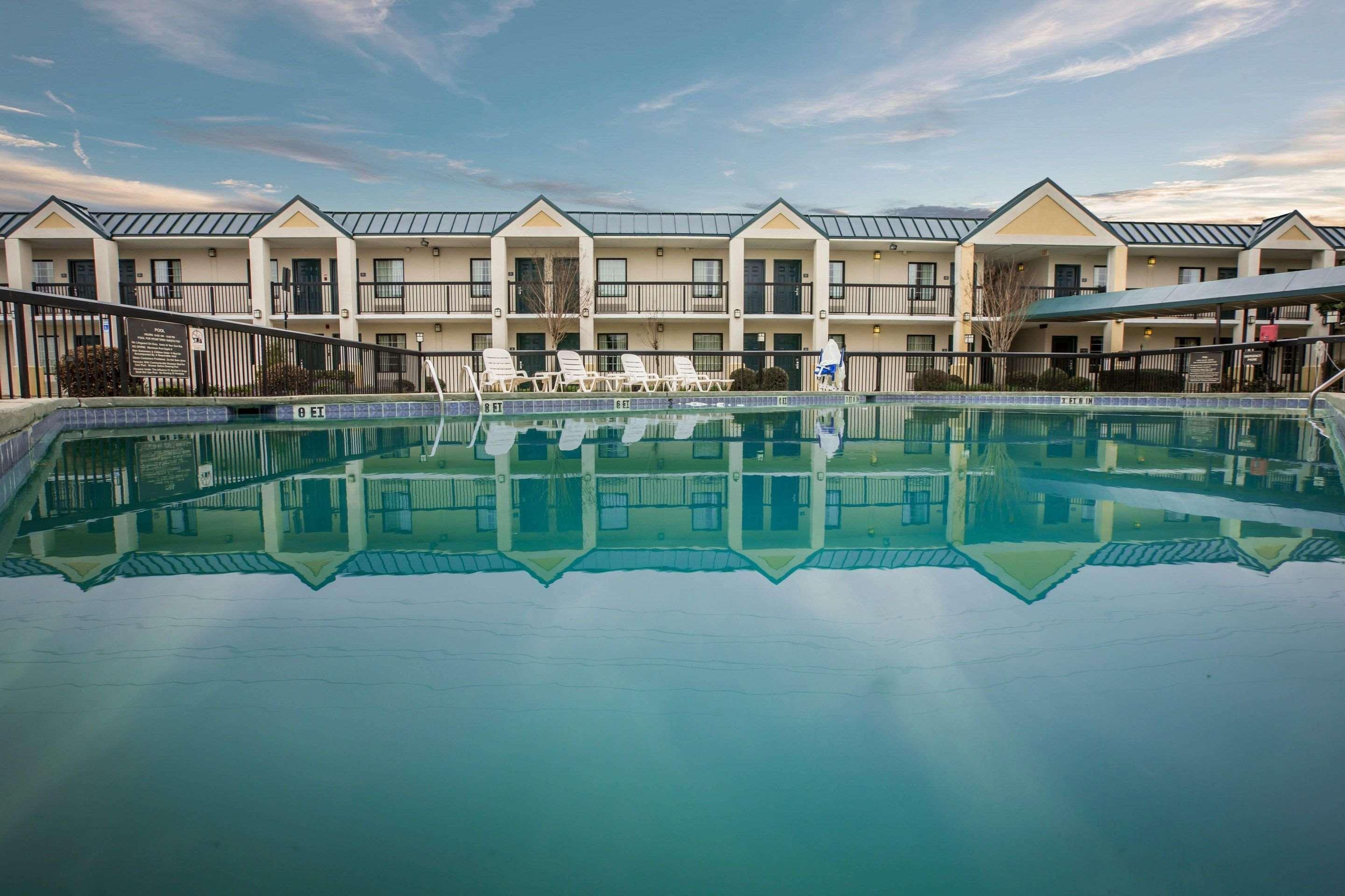 Quality Inn & Suites Hanes Mall Winston-Salem Eksteriør bilde