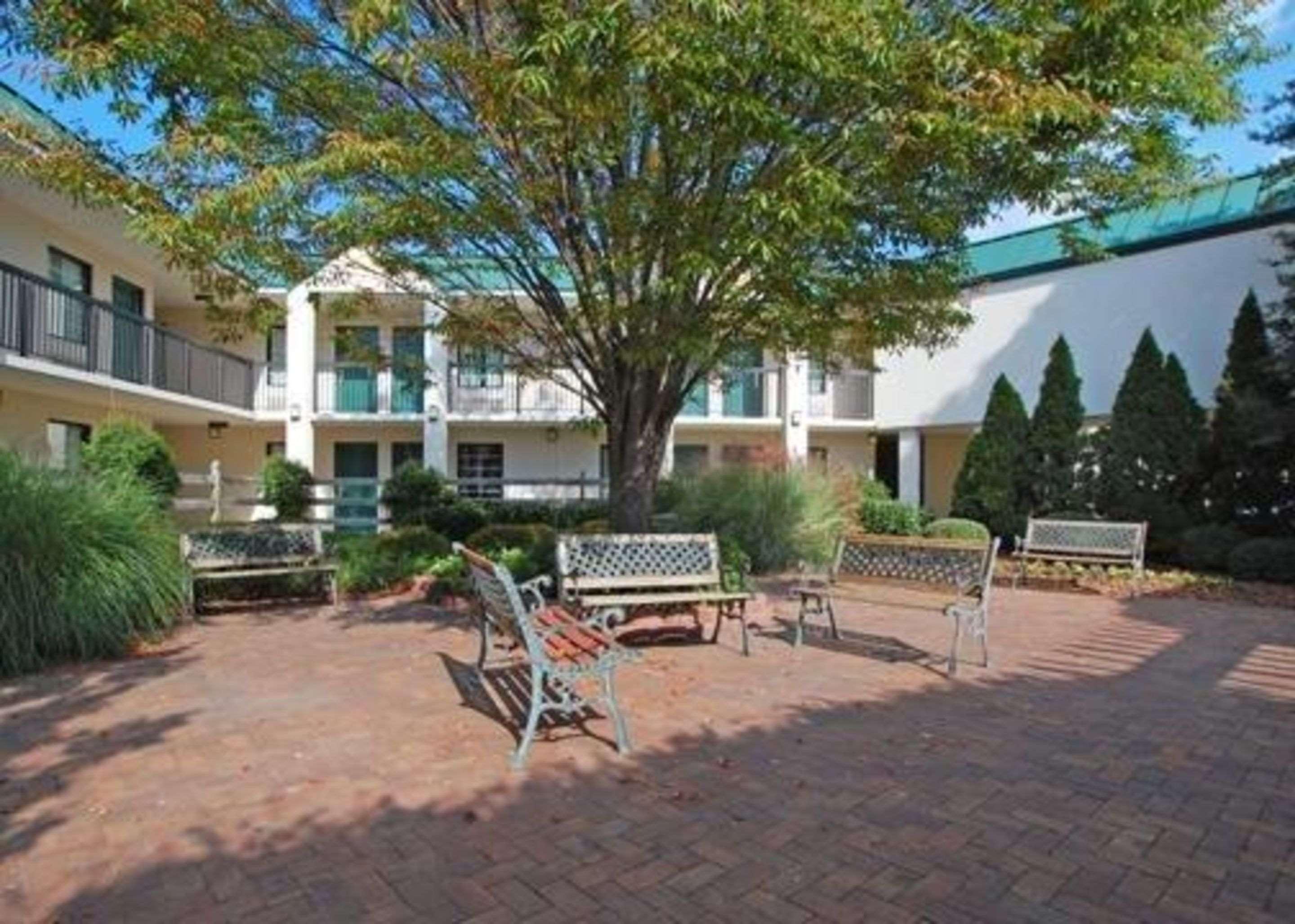 Quality Inn & Suites Hanes Mall Winston-Salem Eksteriør bilde