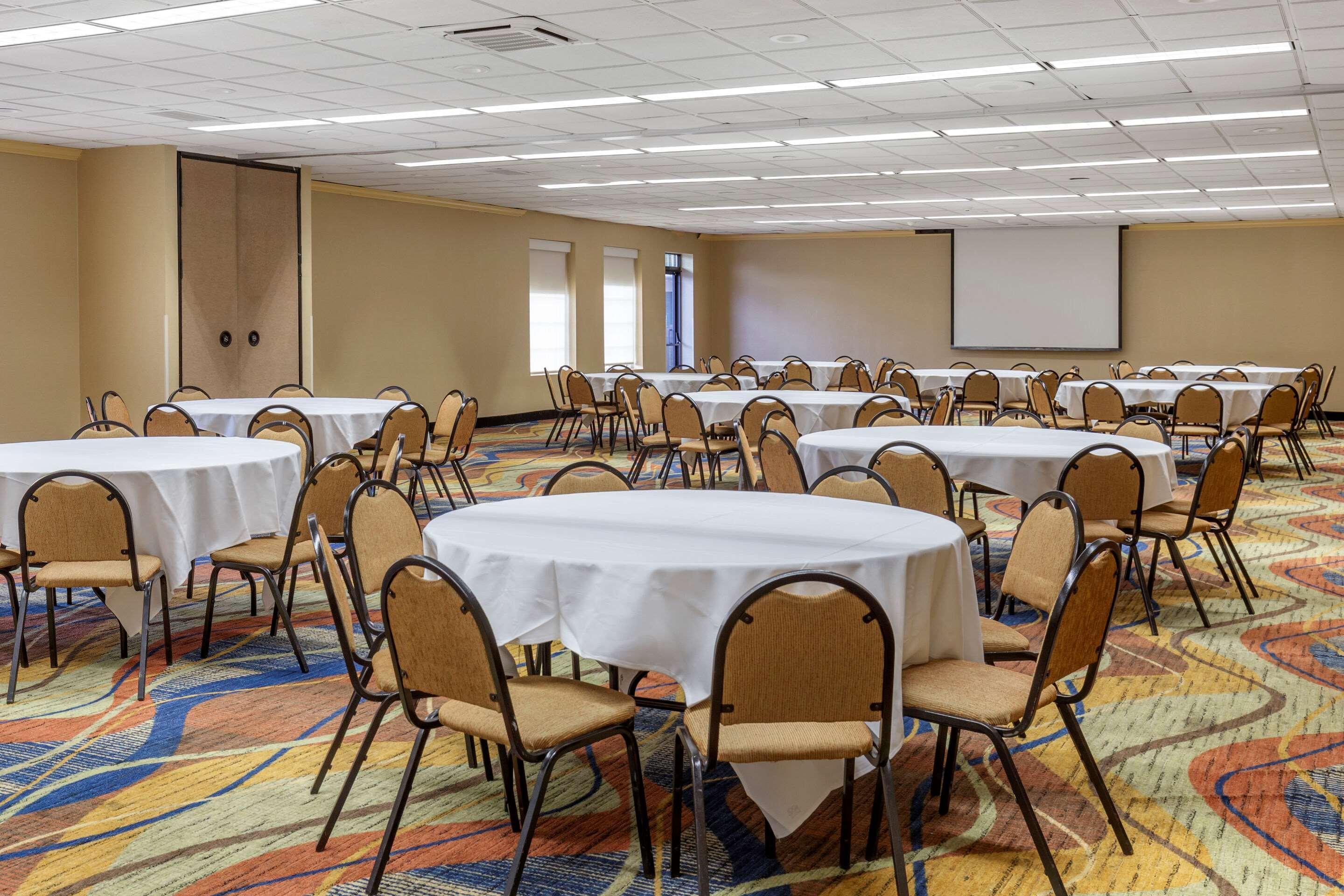 Quality Inn & Suites Hanes Mall Winston-Salem Eksteriør bilde